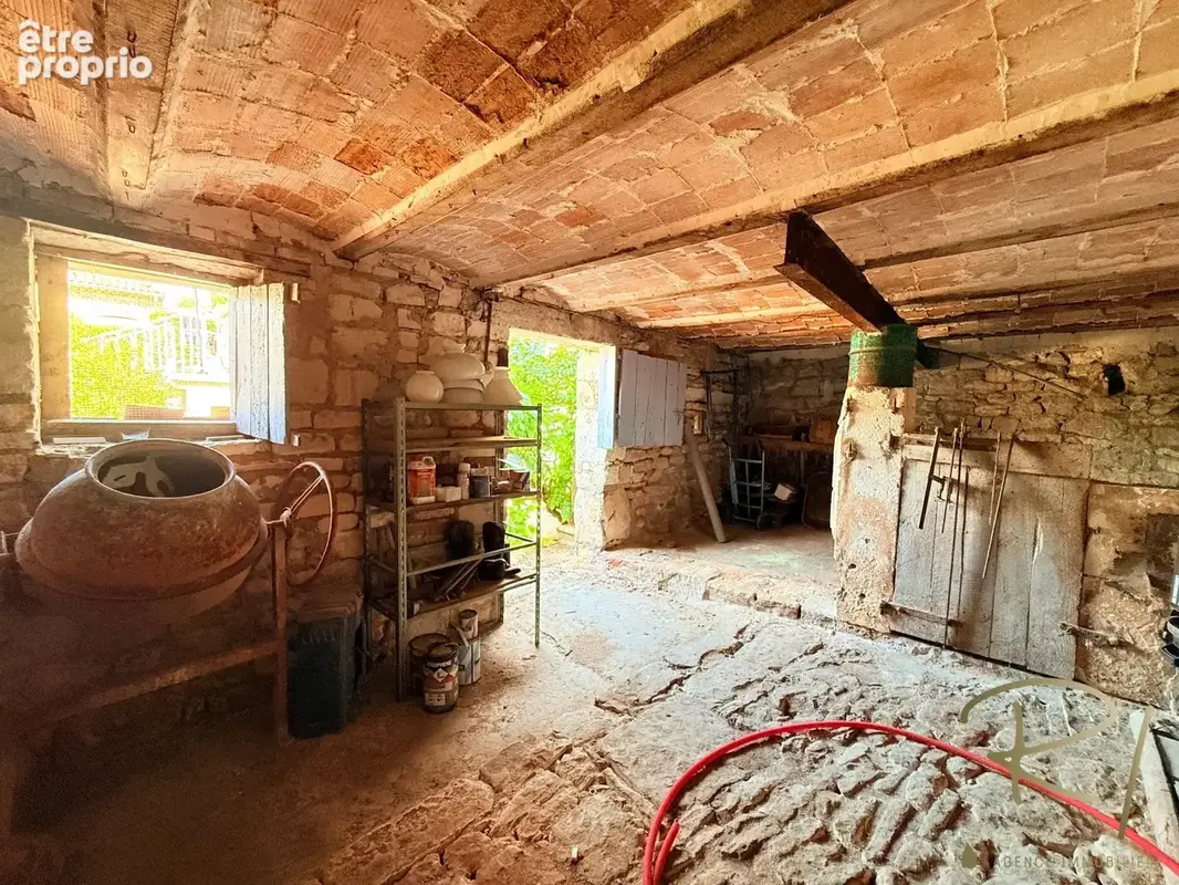 Ensemble immobilier au coeur du village de Barjac - photo 2