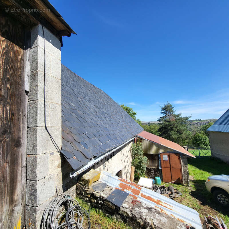 Maison à LUGARDE
