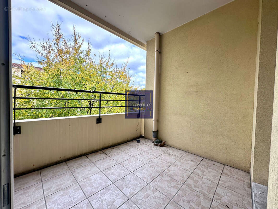 Appartement à OULLINS