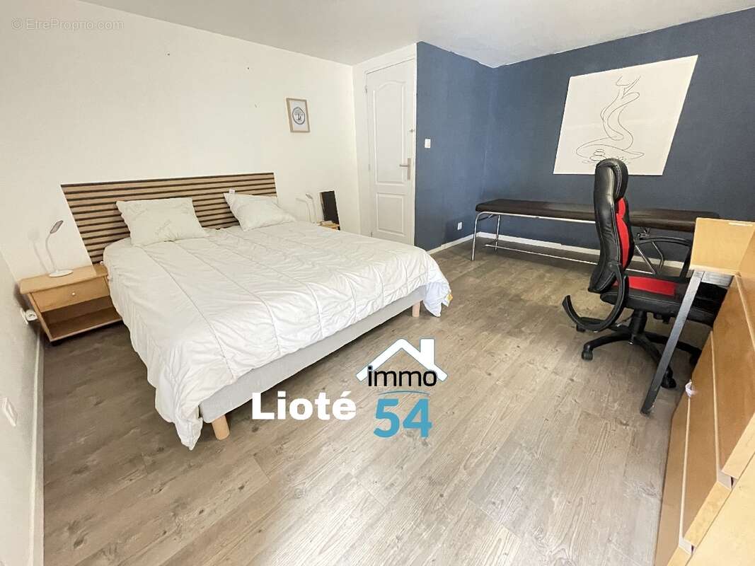 Maison à BAINVILLE-AUX-MIROIRS