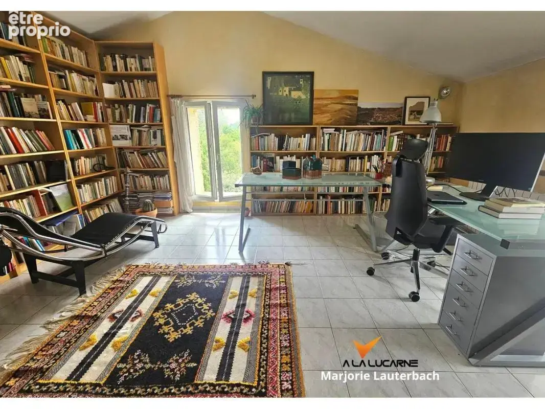 Maison 5 pièces 122 m² à vendre à Grans (13450) - photo 25