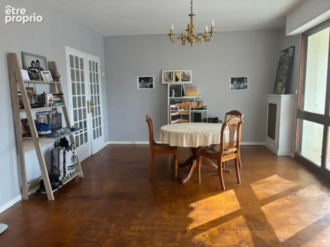 33110 le bouscat centre ville appartement t5 95 m2  cellier  et garage individuel - photo 2