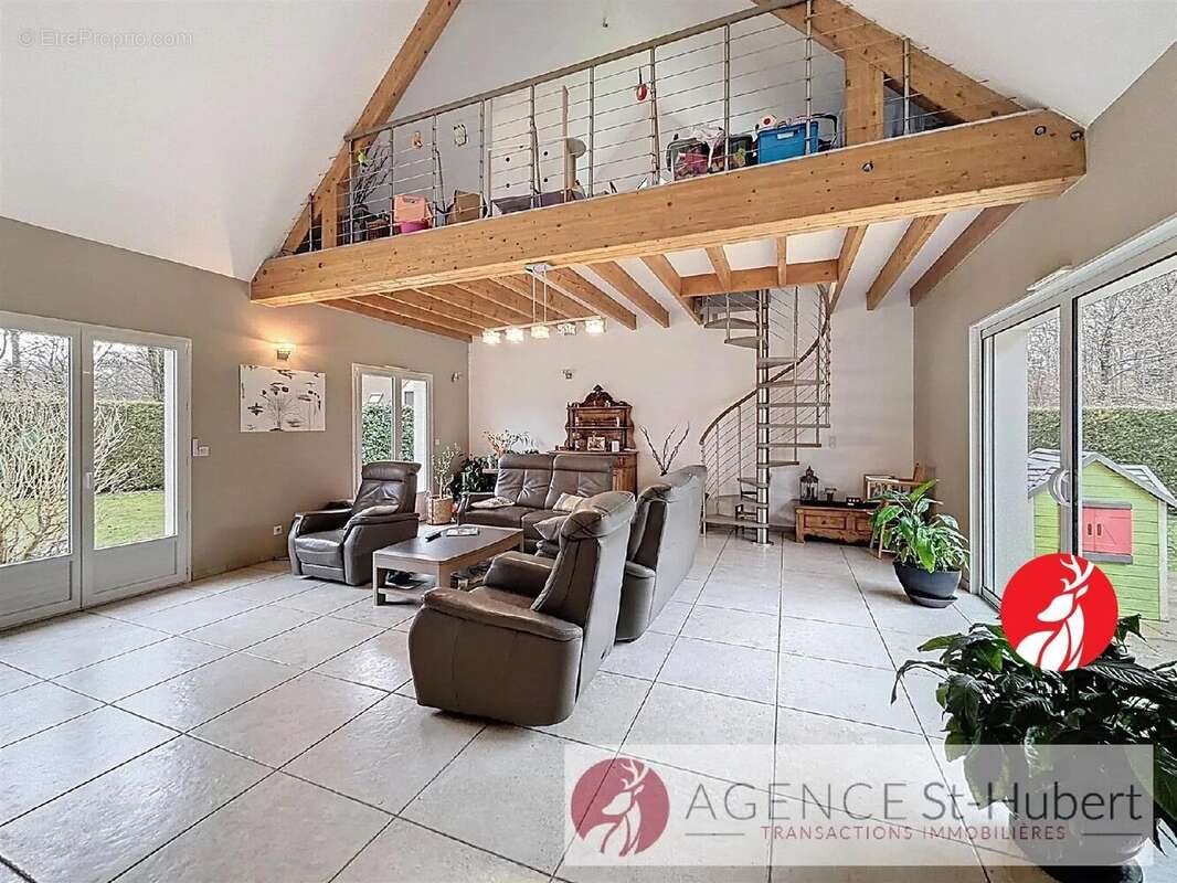 Maison à FONTAINEBLEAU