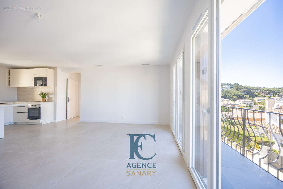 Appartement à SANARY-SUR-MER