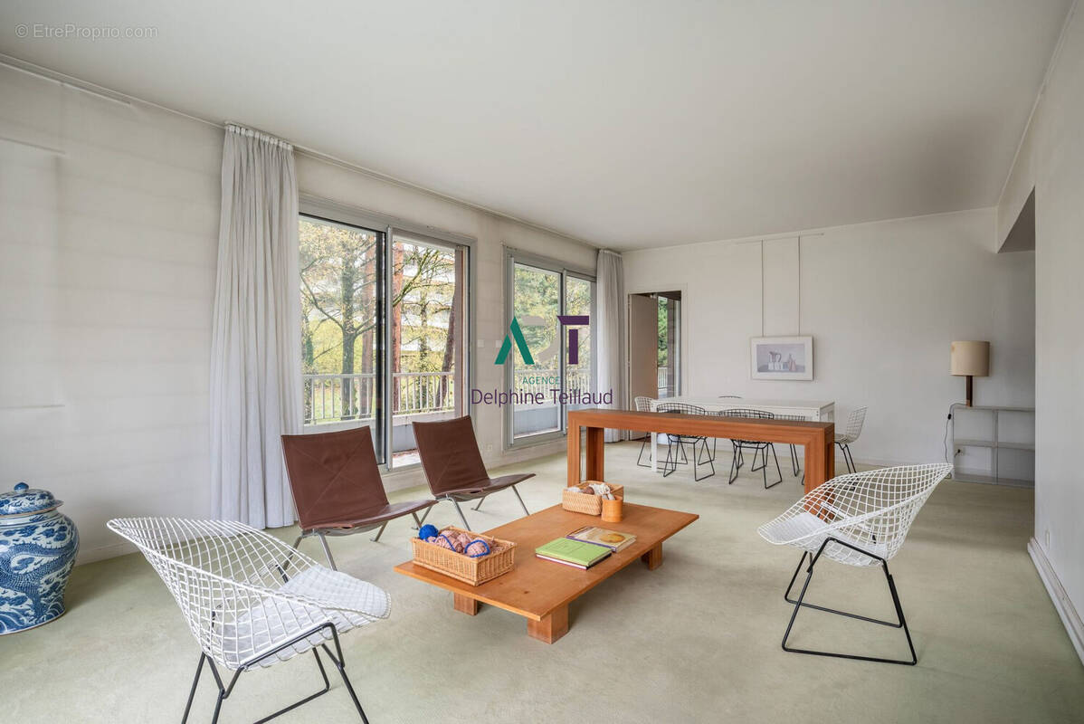 Appartement à MEYLAN