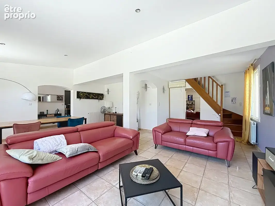 Maison avec piscine et espace jacuzzi - photo 2