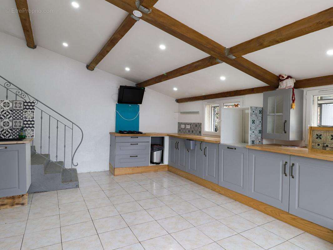 Maison à LA SALVETAT-SUR-AGOUT