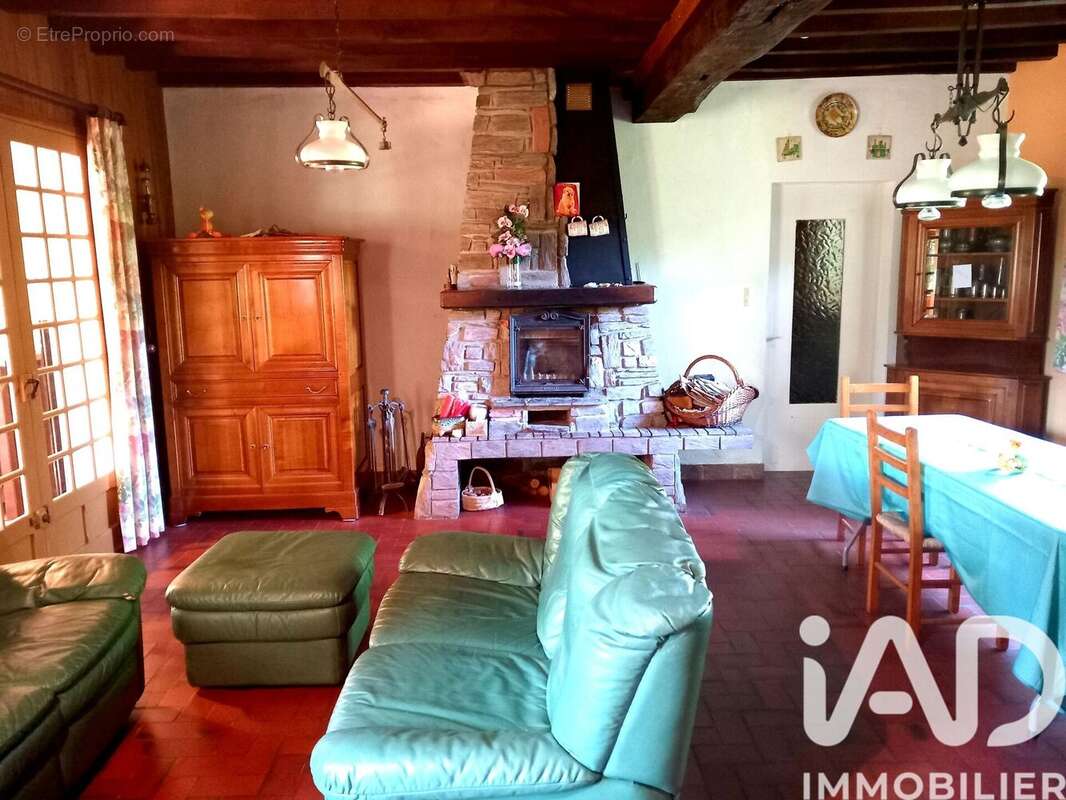 Maison 192 m² à Fretigny  - photo 7