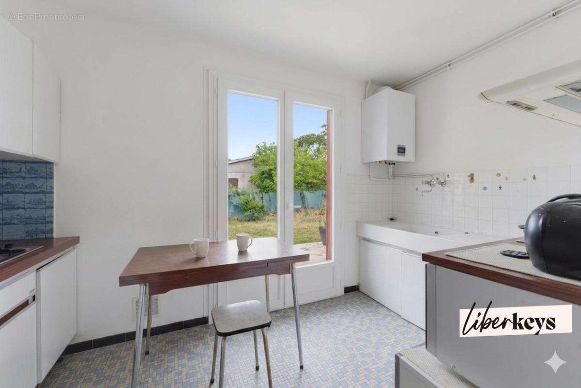 Maison à VILLENAVE-D'ORNON