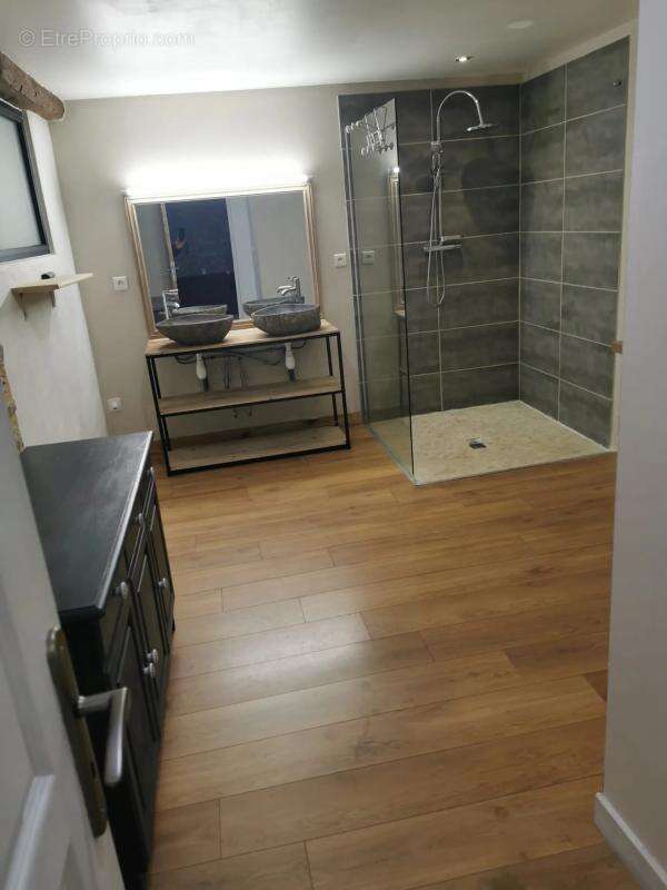 Maison à FONTENILLE