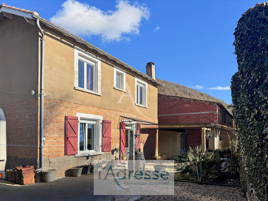 Maison à CASTELFRANC