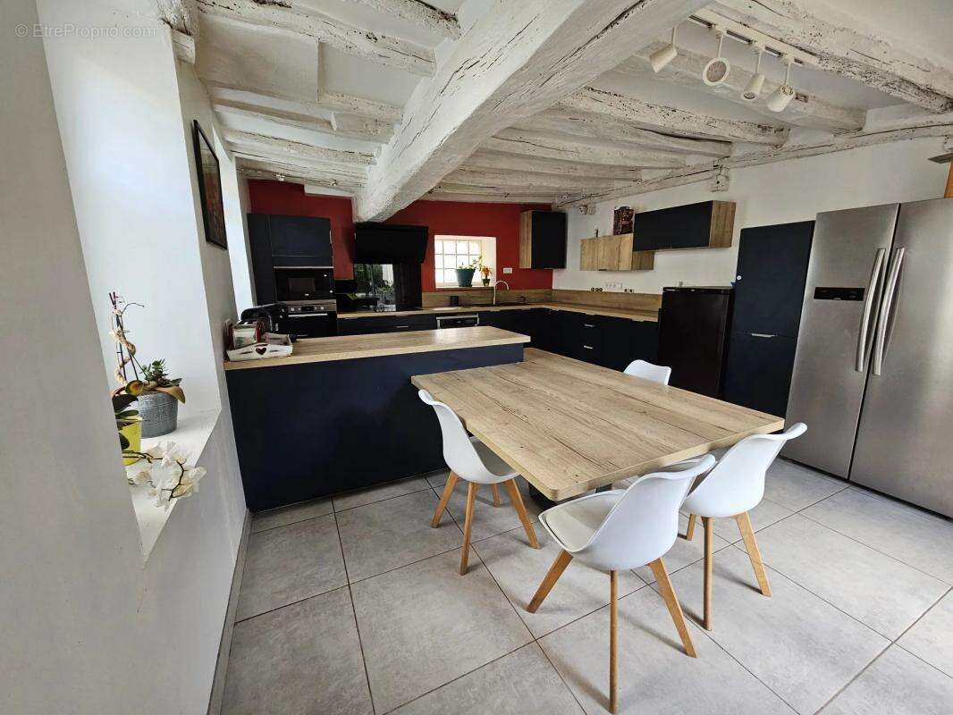 Maison à FONTAINEBLEAU