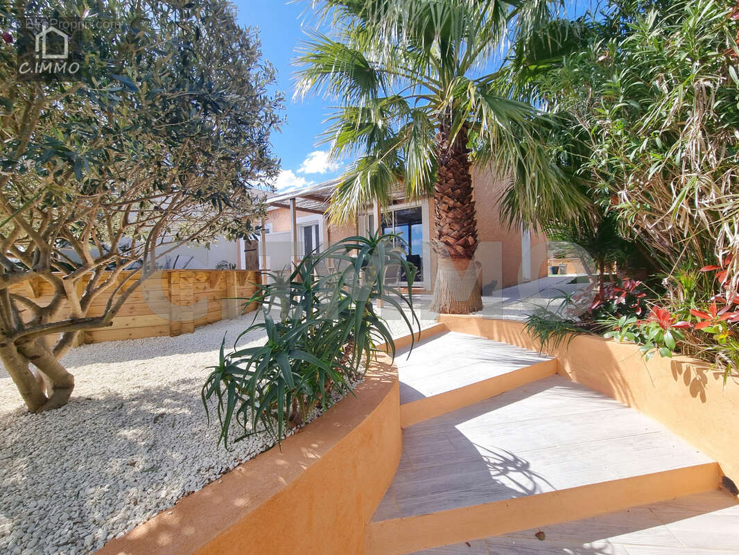 Maison à ABEILHAN