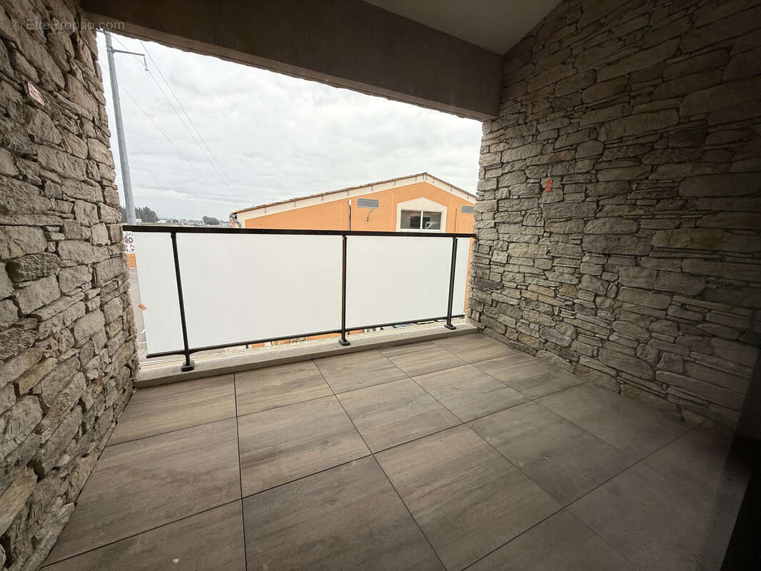 Commerce à SANARY-SUR-MER