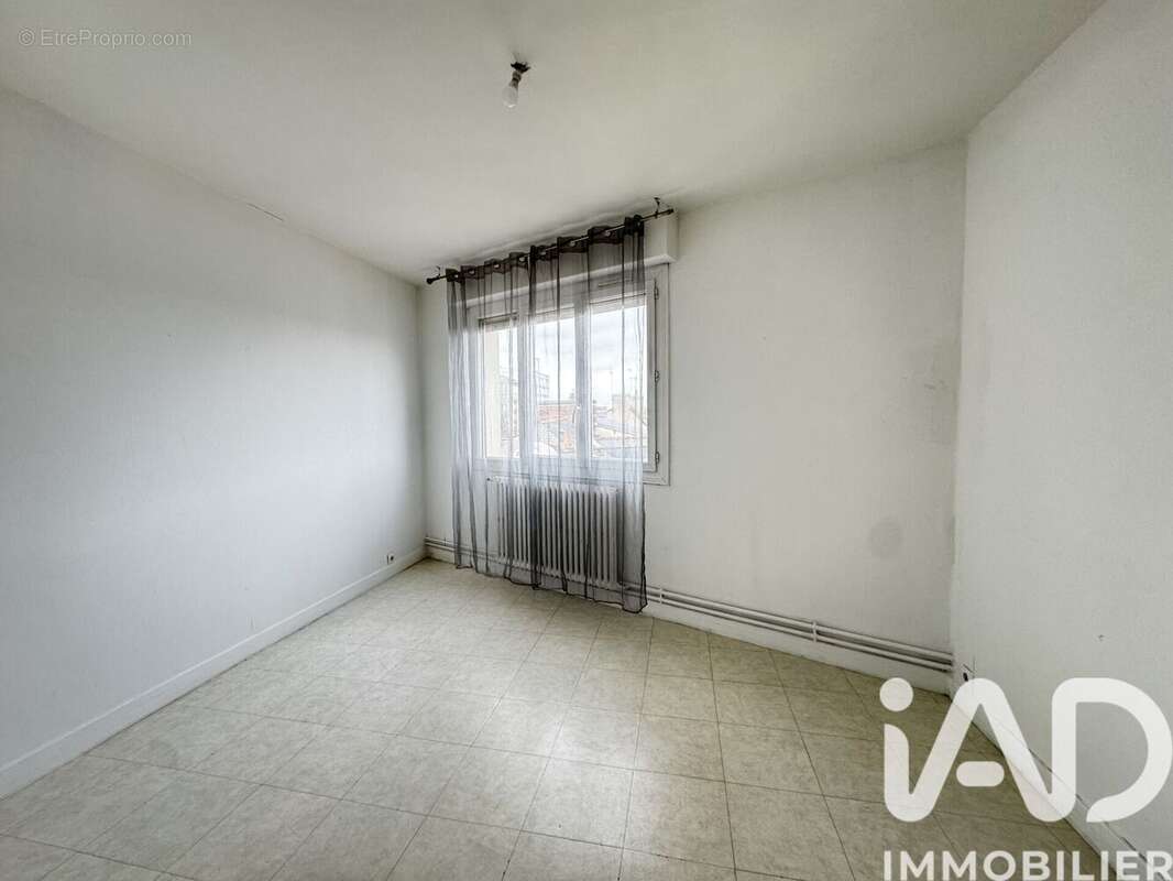 Appartement 72 m² à Le Mans  - photo 2