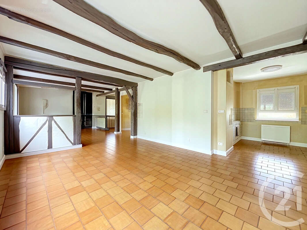 Maison 140 m² à Saint-Andre-Les-Vergers  - photo 5