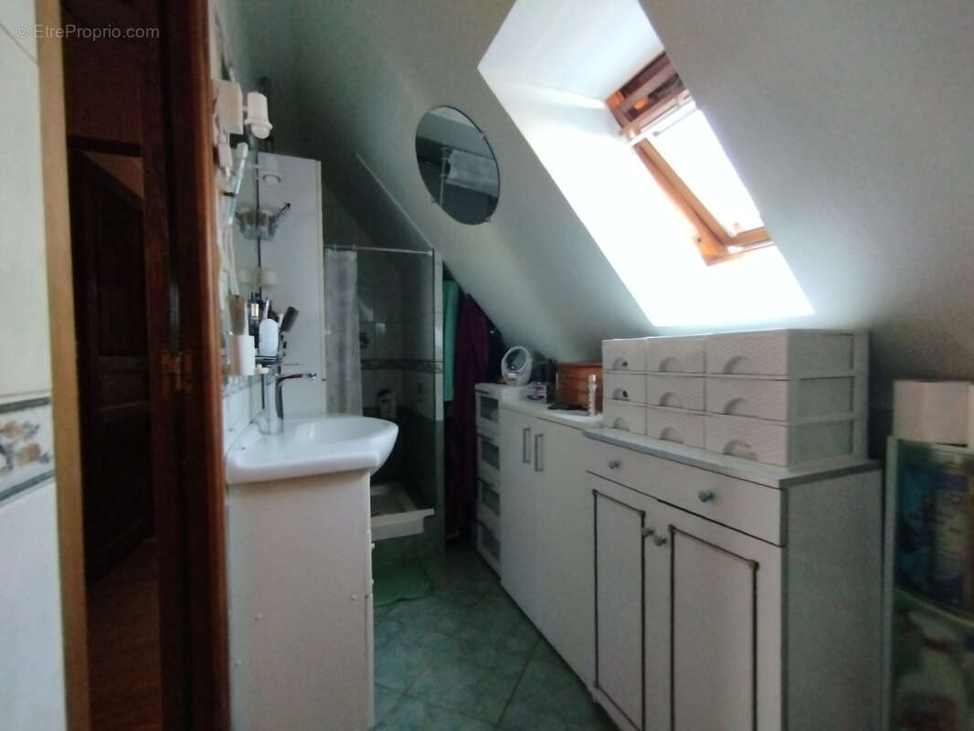 Maison à FERRIERES-HAUT-CLOCHER