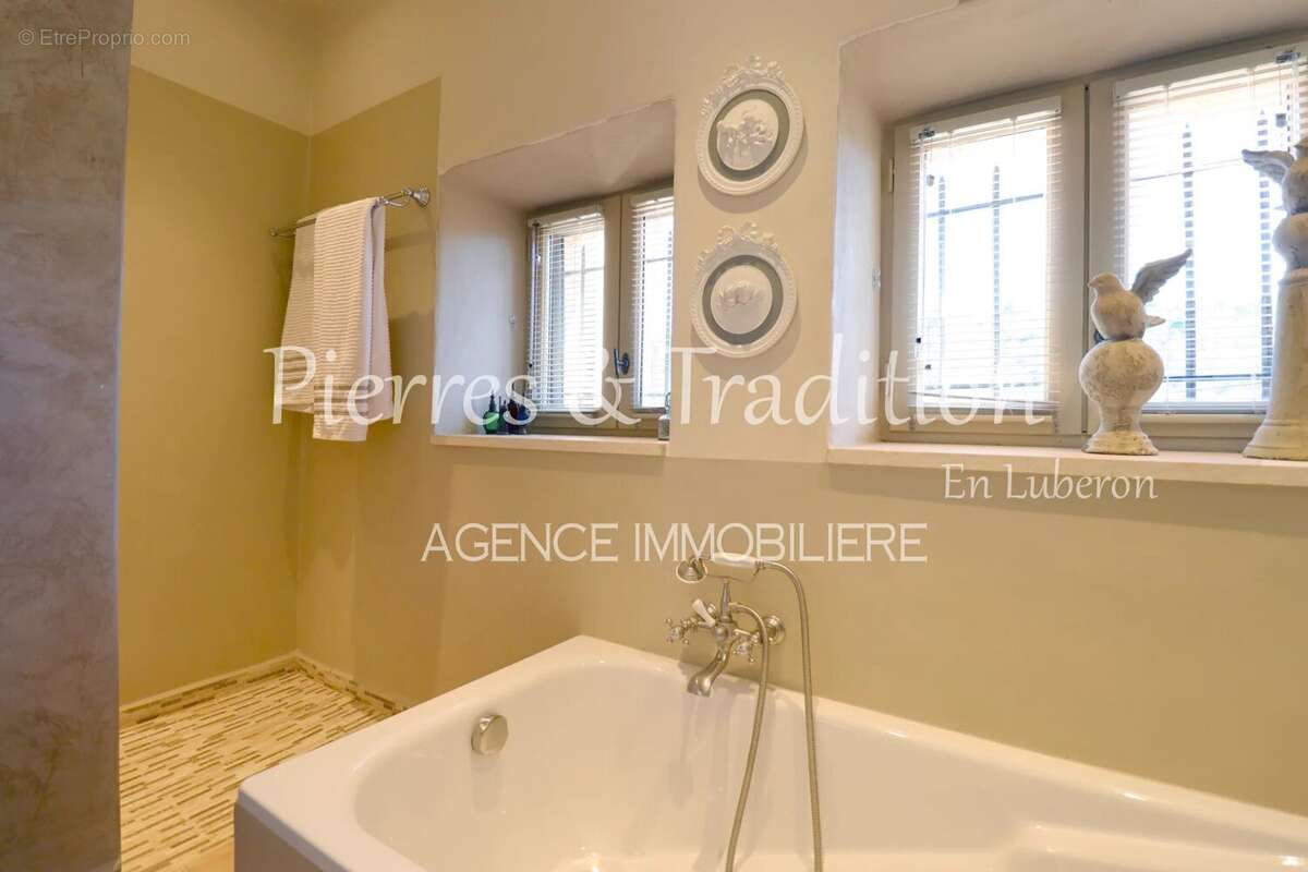 Maison à SAINT-MARTIN-DE-CASTILLON