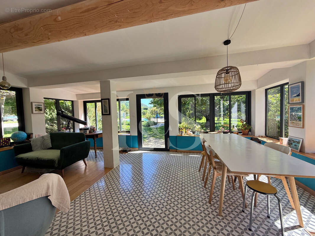 Maison à MALAUCENE
