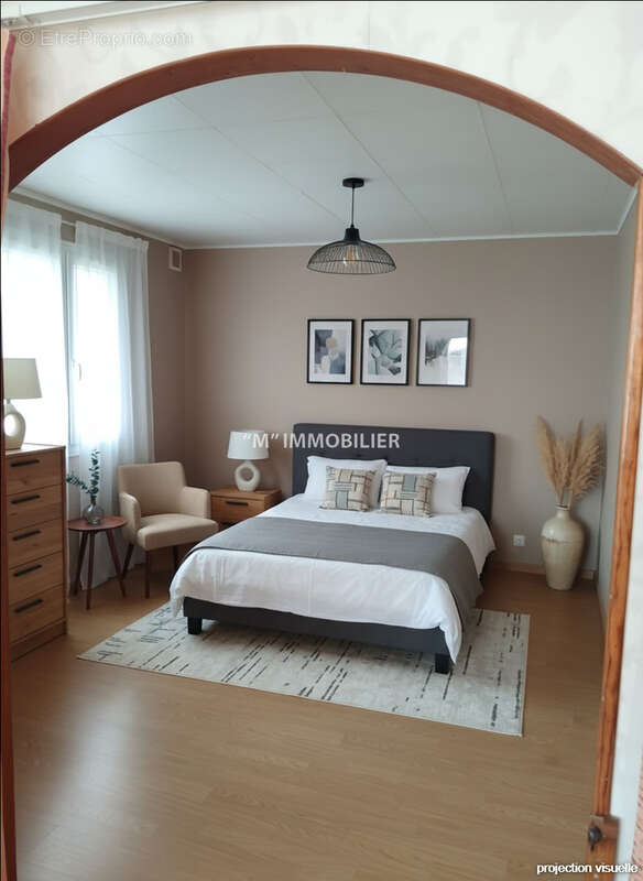 Maison à COULOMMIERS