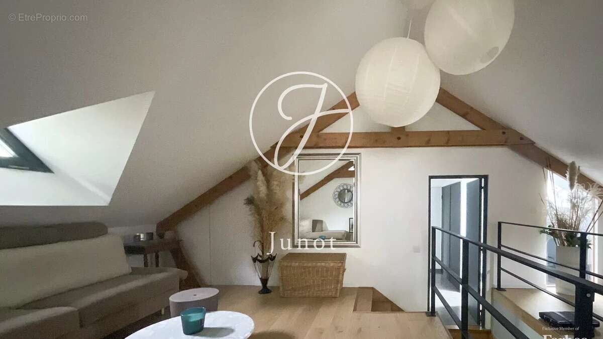 Maison à CHERENG