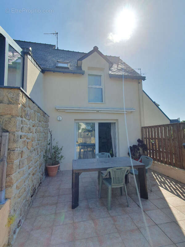 Appartement à LOCMARIAQUER