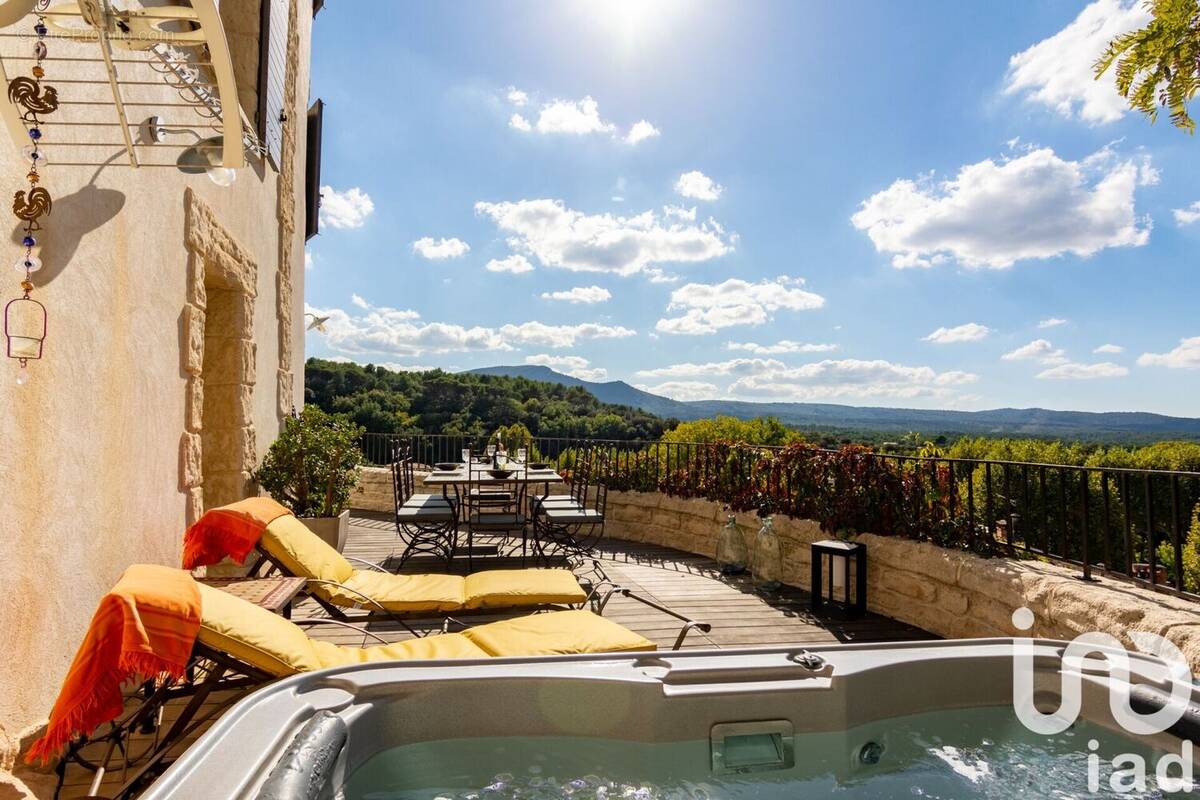 Photo 1 - Maison à JOUQUES