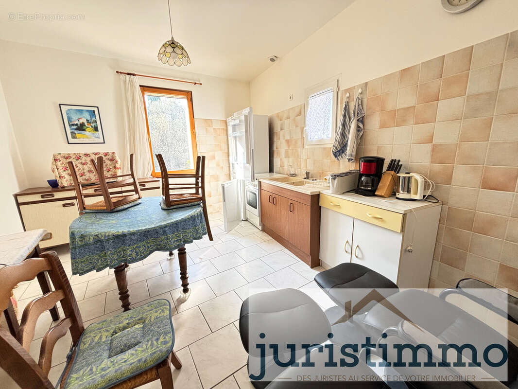 Maison à BEAUMES-DE-VENISE