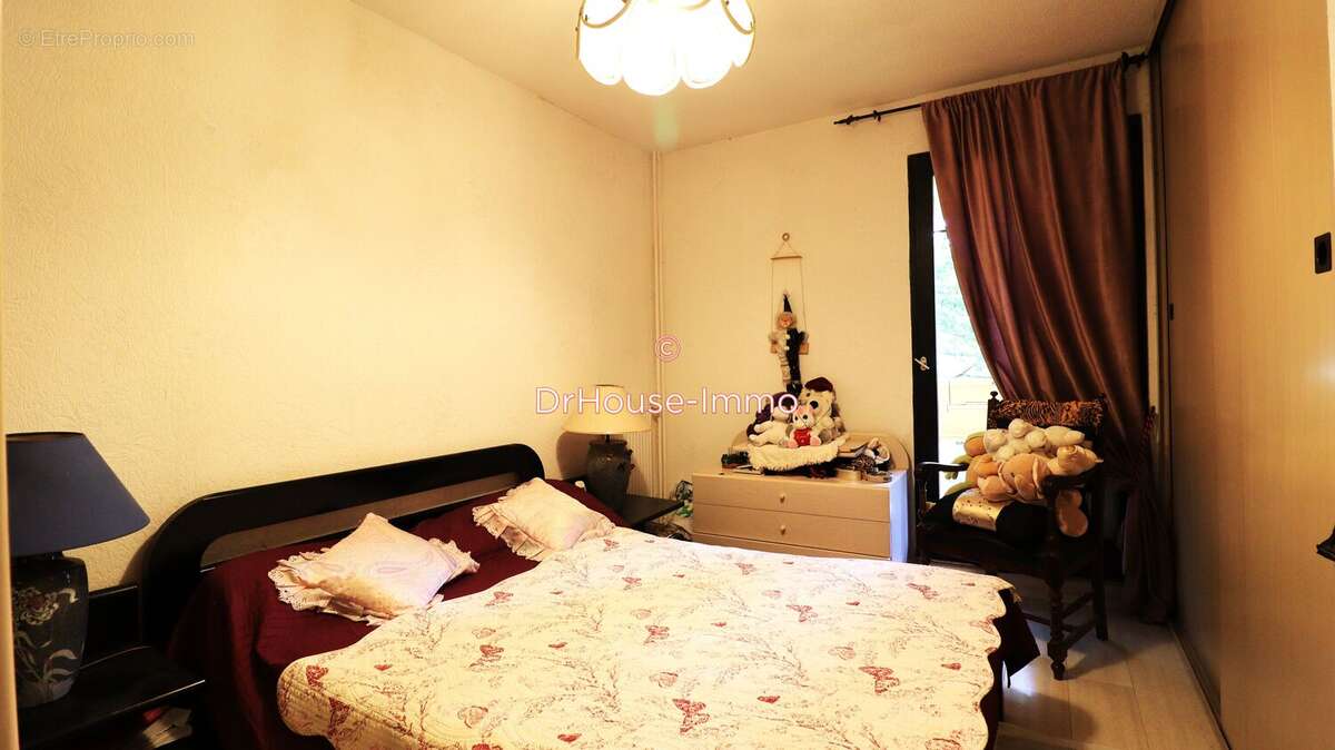 Appartement 84 m² à Lormont  - photo 8