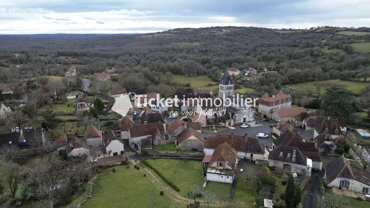 Maison à CANIAC-DU-CAUSSE