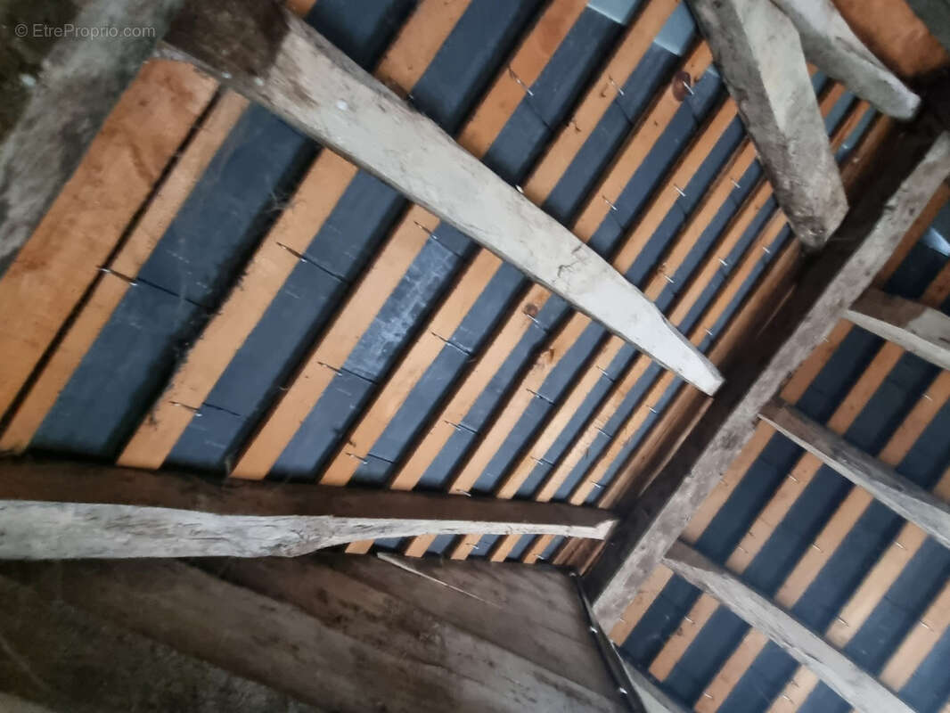 Appartement à NEUVY-SAINT-SEPULCHRE