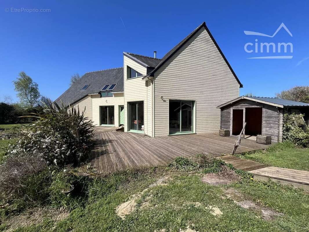 Maison T5 ossature bois de 177 m² habitable et 215 m² au sol sur 8000 m² de terrain clos à Héric - photo 13