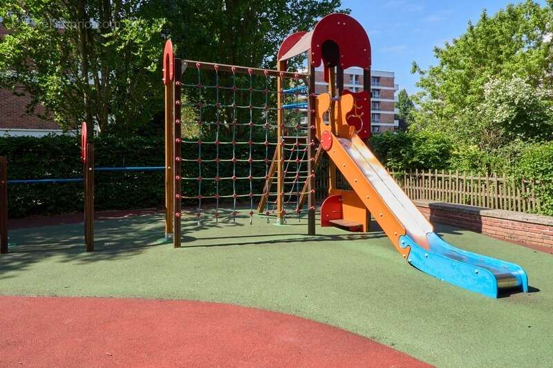 Appartement à JOUY-EN-JOSAS