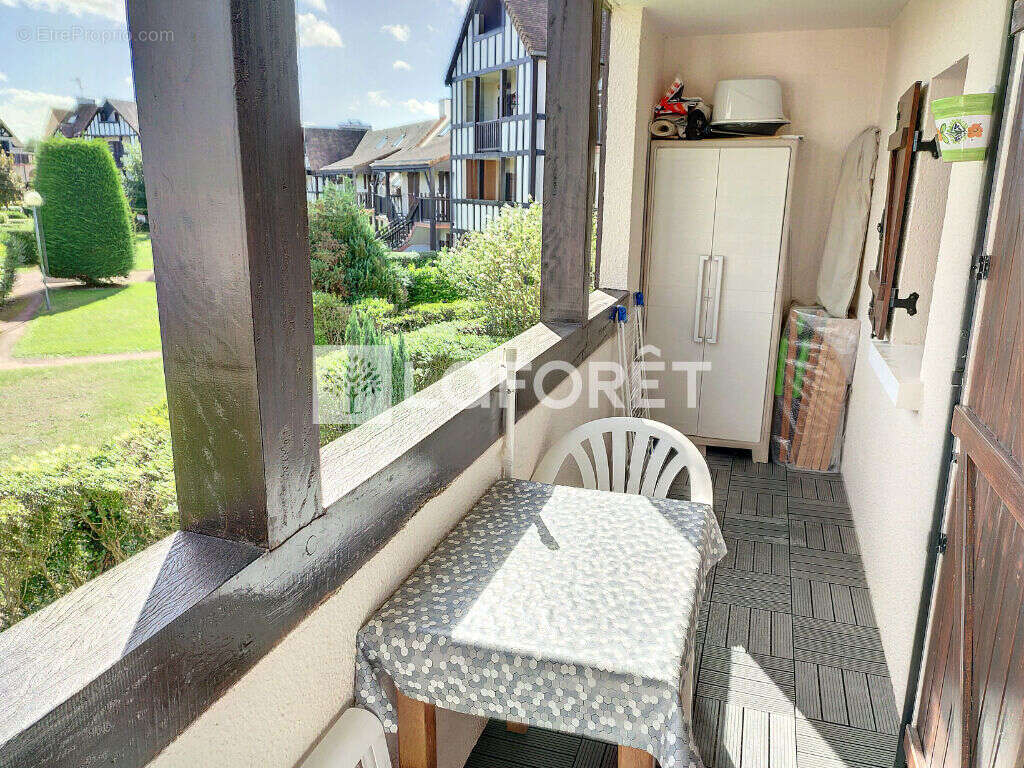 Appartement à VARAVILLE