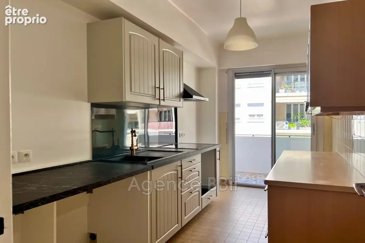 Appartement 3 pièces 82 m² à vendre à Nice (06000) - photo 8