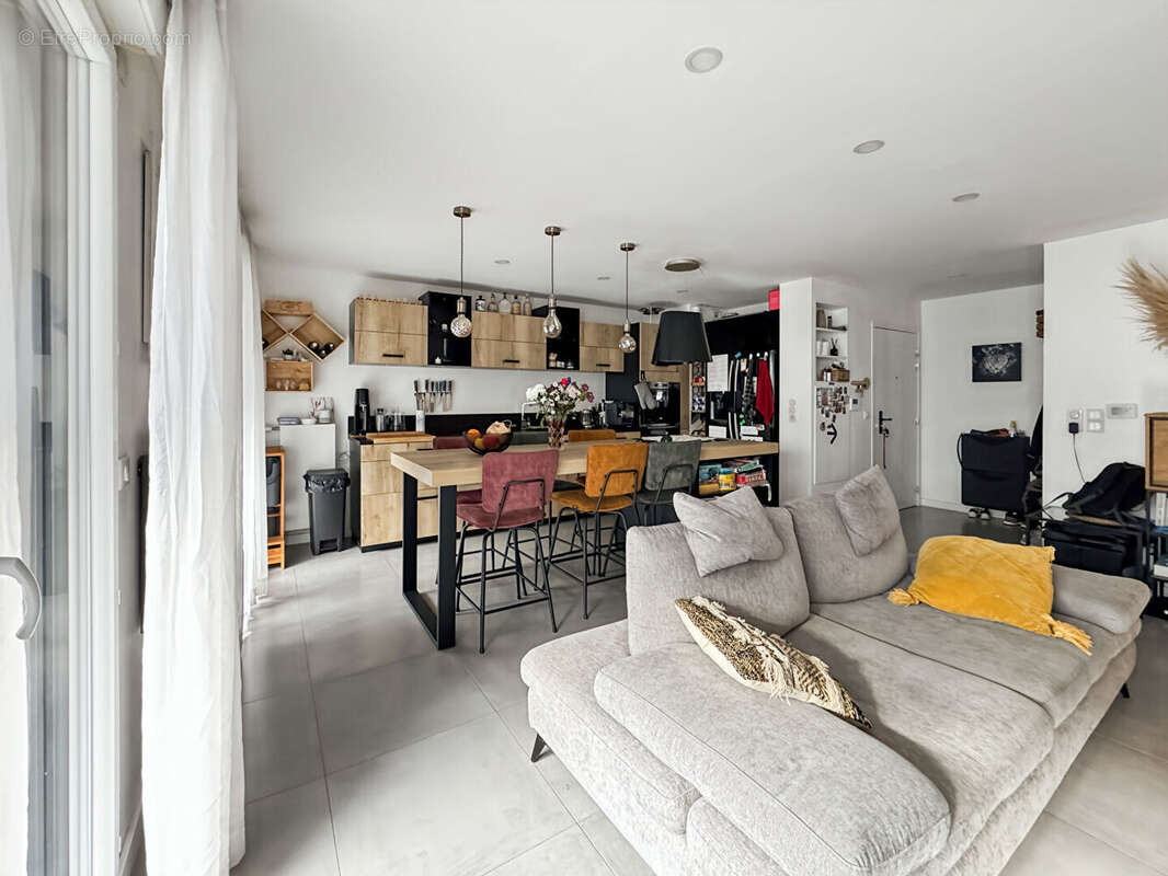 Appartement à ROSNY-SOUS-BOIS
