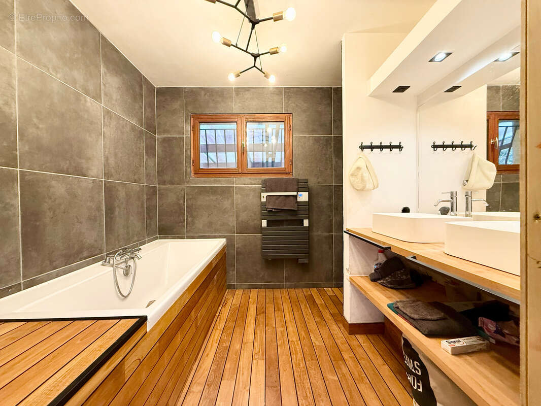 Maison à LAMOTTE-BREBIERE