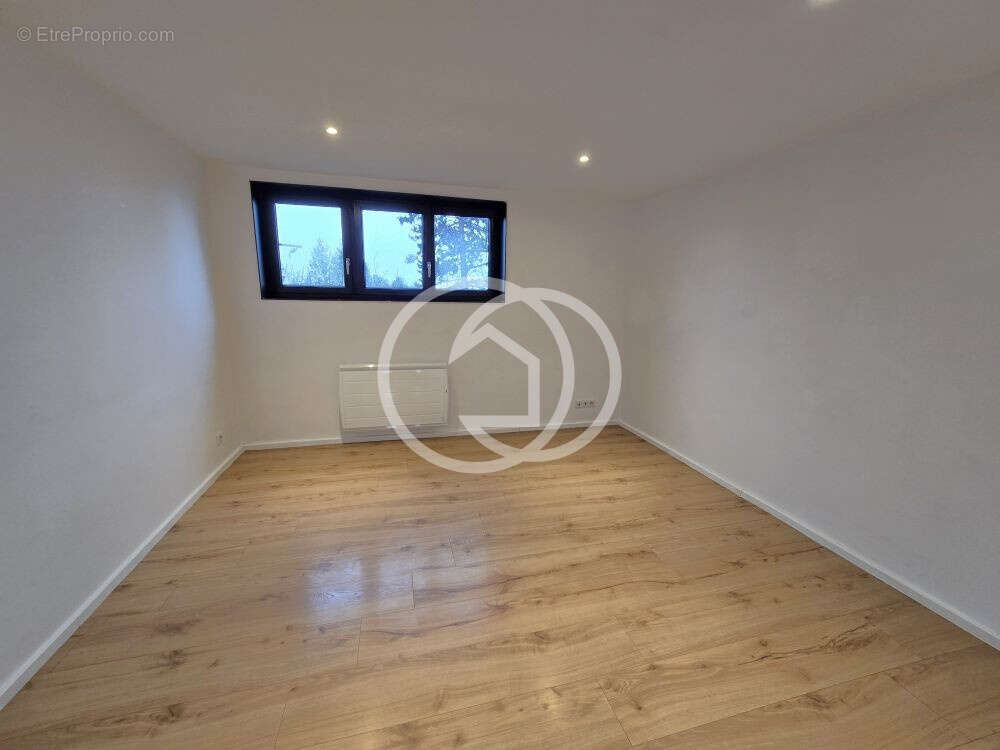 Autre à NEUVILLE-SAINT-VAAST