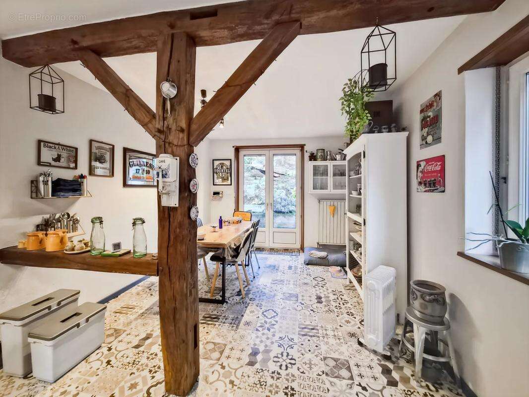 Maison à ROSTEIG