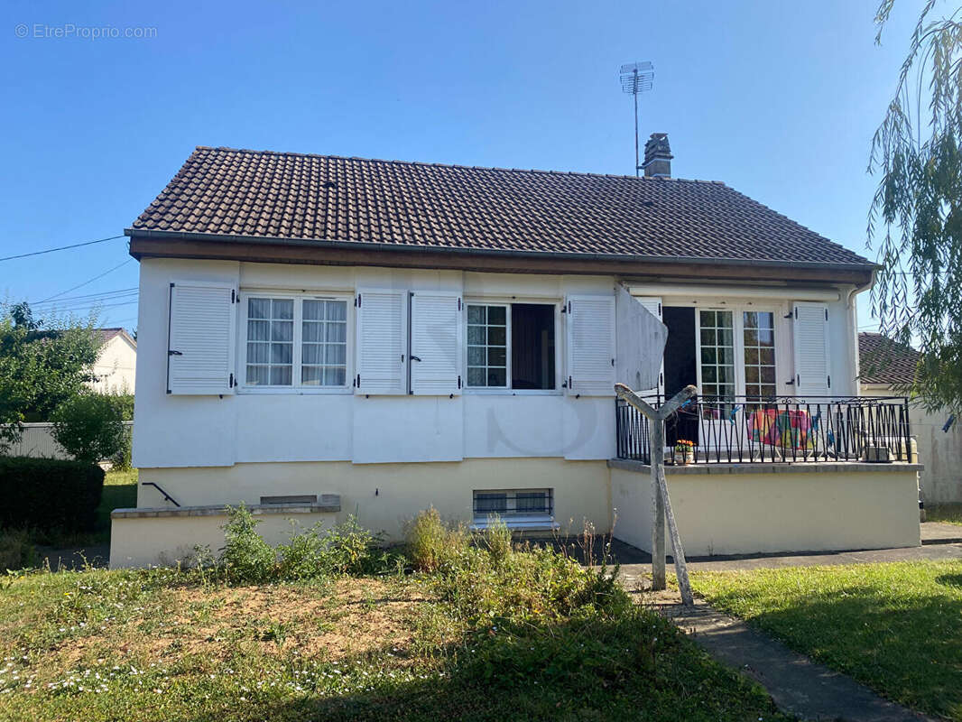 Maison à SAINT-PATERNE