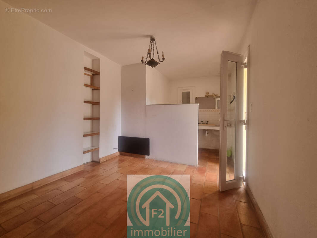 Grande propriété de 190m2 avec 19580m2 de terrain, à Santa Maria Poggio - photo 10