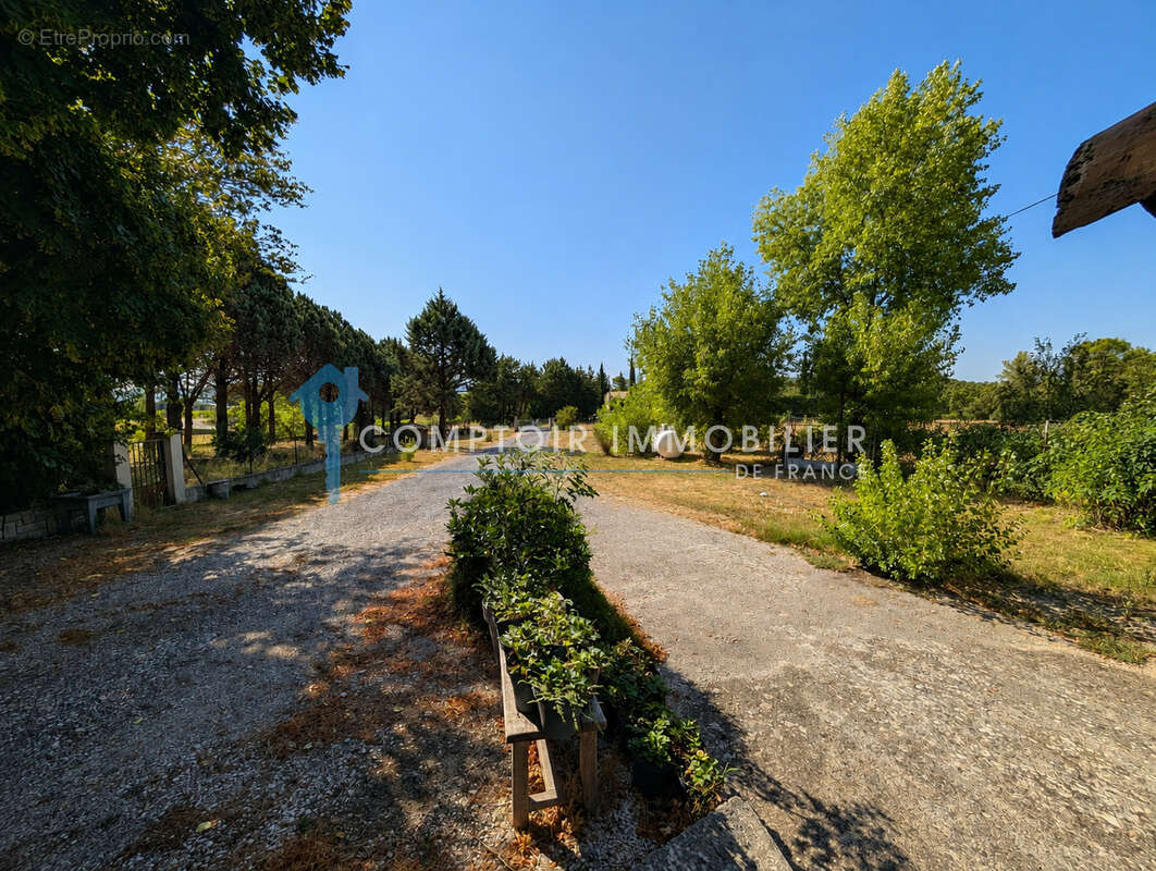 Dépt Hérault (34) - Valflaunès - À vendre - Appartement en rez de jardin T3 de 100m2, parcelle de 2000m2 - photo 15