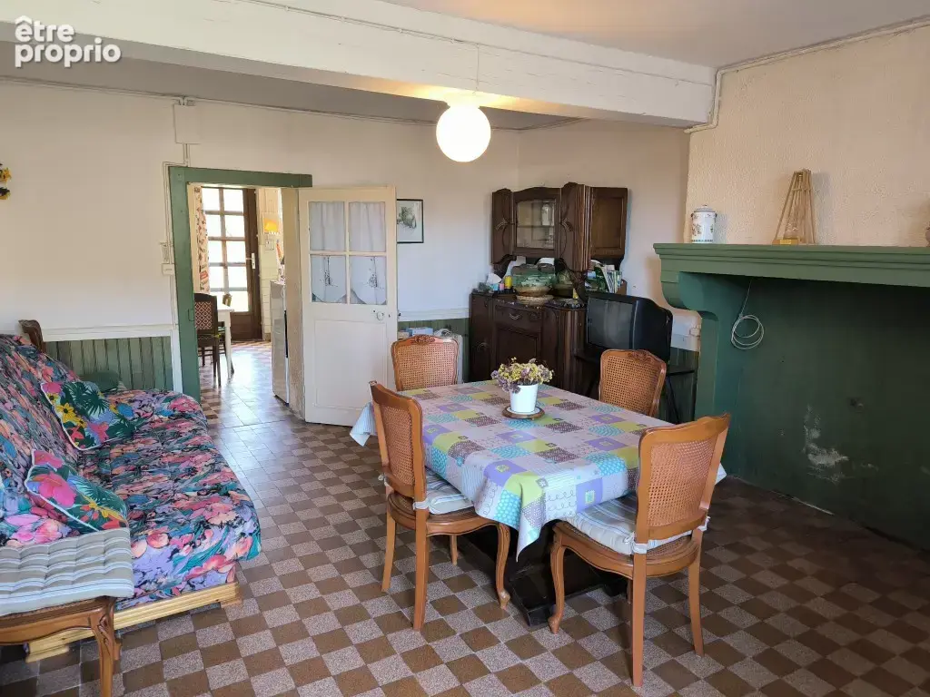 Maison de village avec dépendance et petit jardin - photo 4
