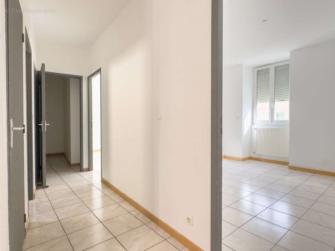 Appartement à PRIVAS