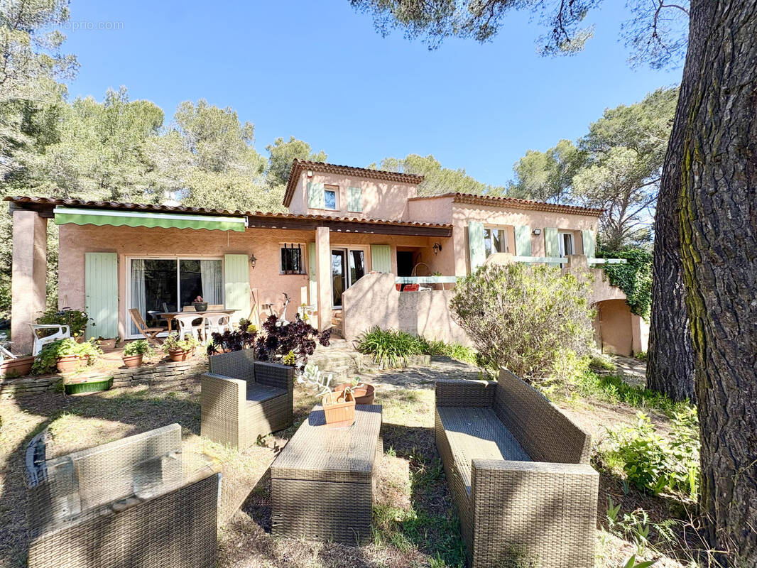 Maison à SIX-FOURS-LES-PLAGES