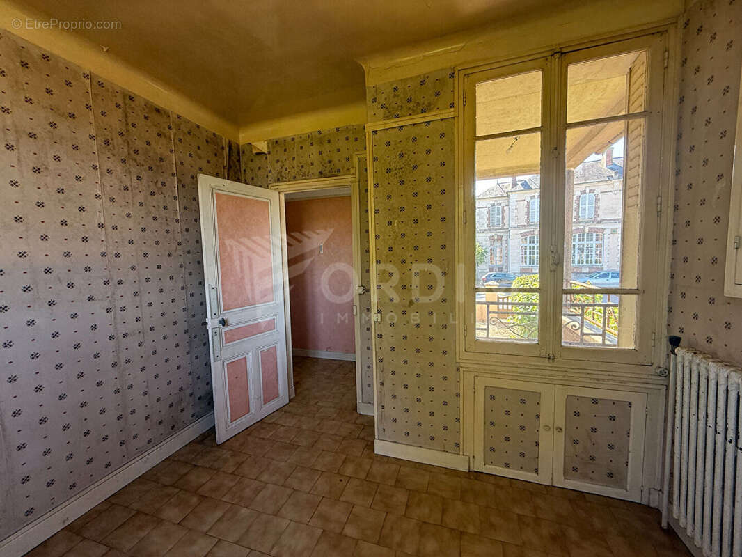 Maison à SAINT-FARGEAU