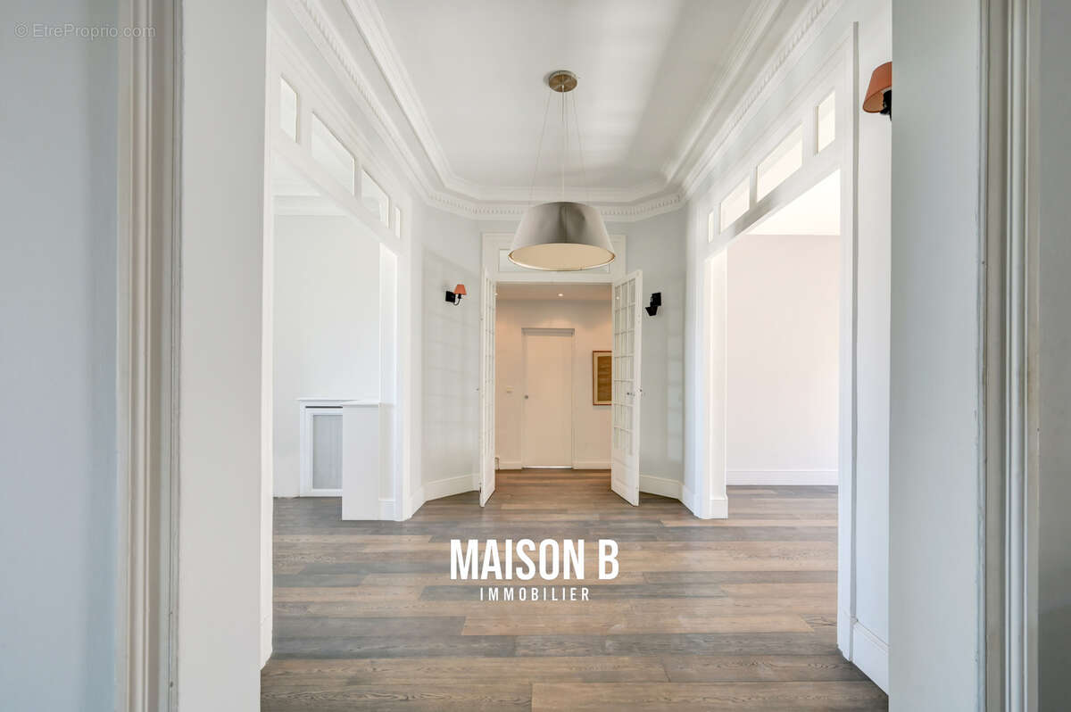 Appartement à MARSEILLE-8E