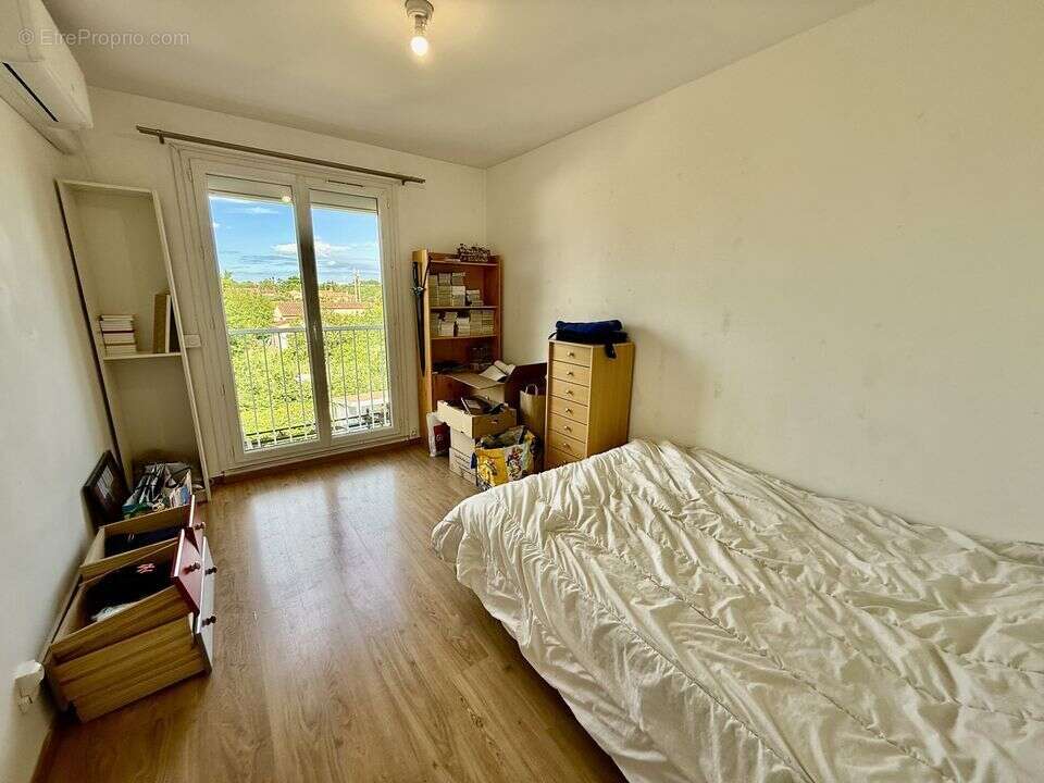 N'hésitez pas à nous contacter pour plus de renseignements. - Maison à ISTRES