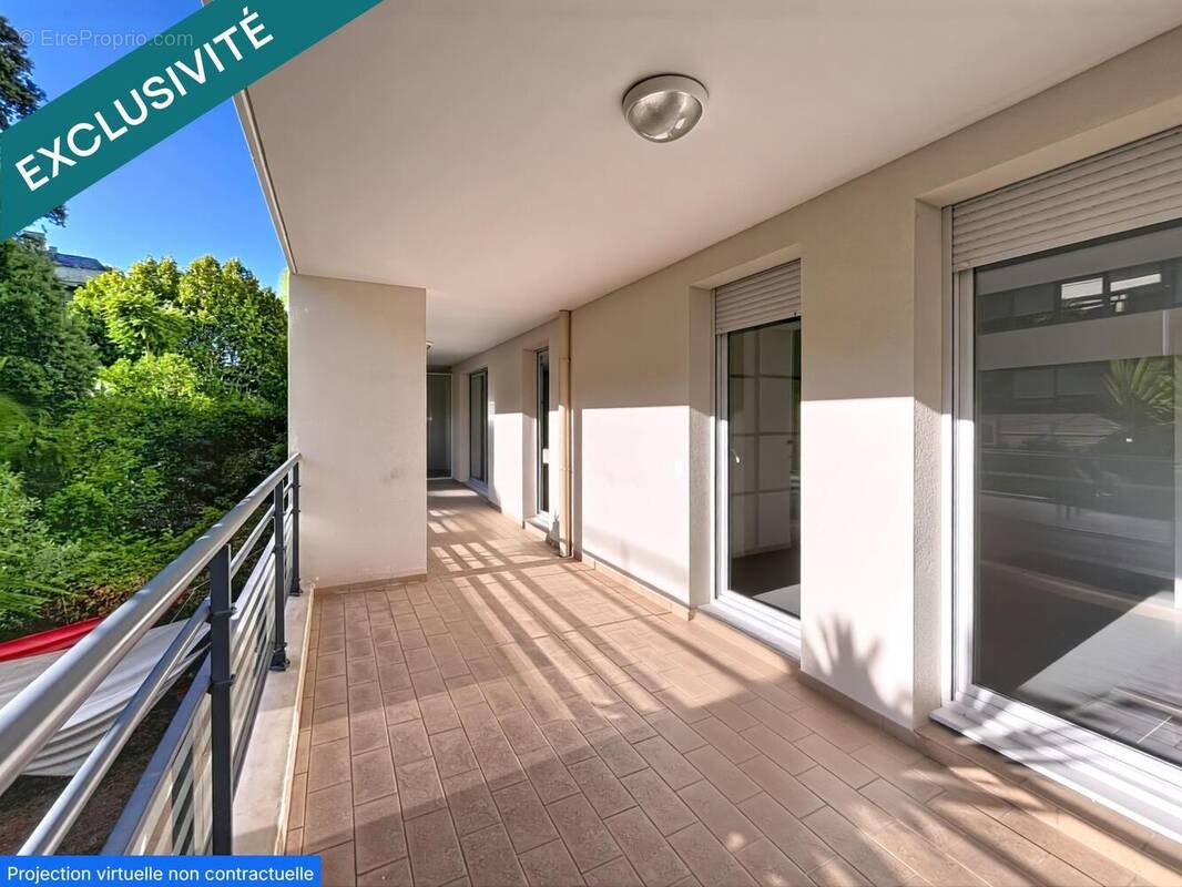 Photo 1 - Appartement à MARSEILLE-8E