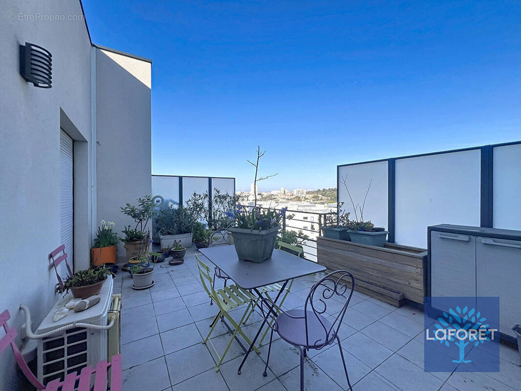 Appartement à MARSEILLE-10E
